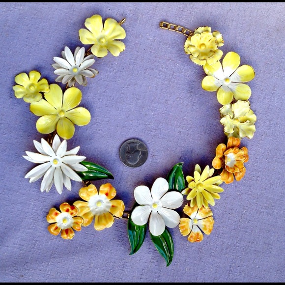 Vintage Jewelry - Vintage Sandor Enamel Flower Necklace